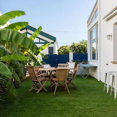 Beautiful Beach House In Front Of The Ocean Biarritz Exterior foto